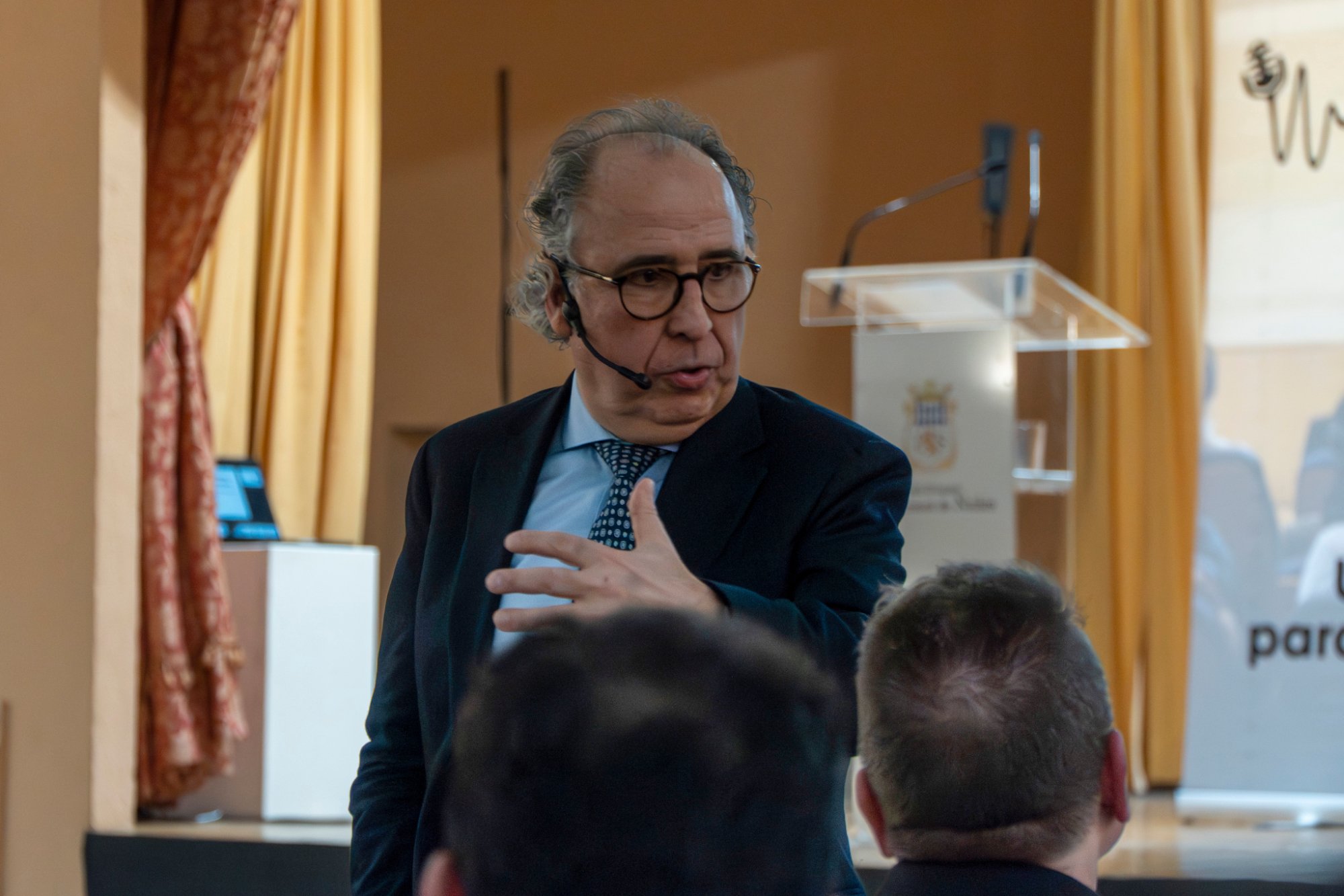 Conferencia Emilio Duró